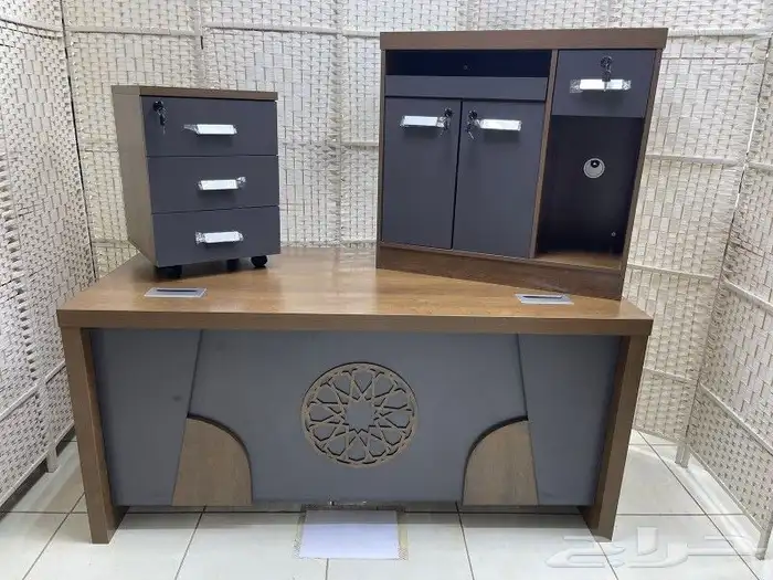 مكاتب سكرتارية ورك ستيشن طاولة اجتماع كنب دولاب كونتر 10
