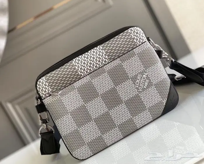 شنط يدويه وسفر لويس فيتون جديد 11