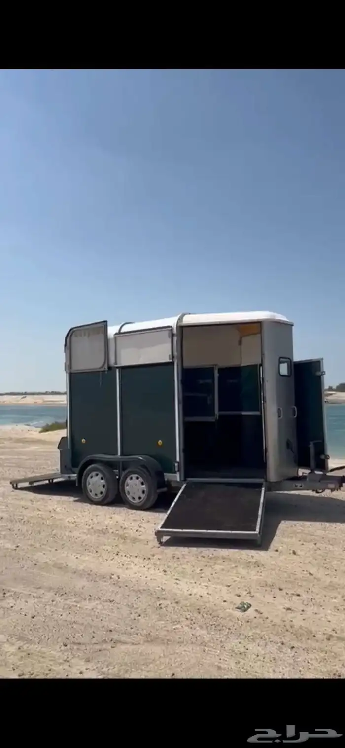 عربة نقل خيل 0