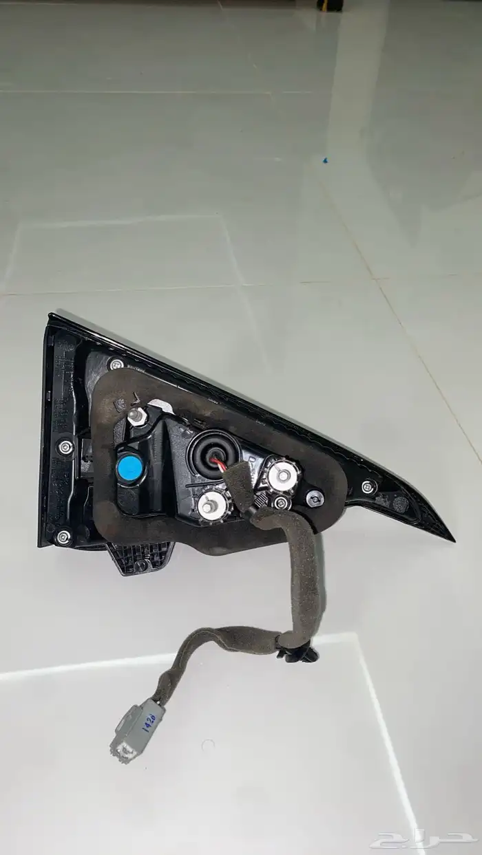 اصطب شنطه يمين تورس 2020-2022 1