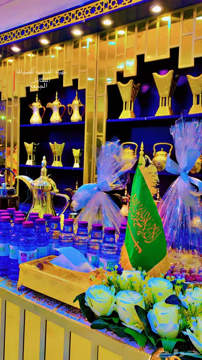 يوجد لدينا كنتر استقبال ملكي ركن ضيافة قهوجين صبابين 3