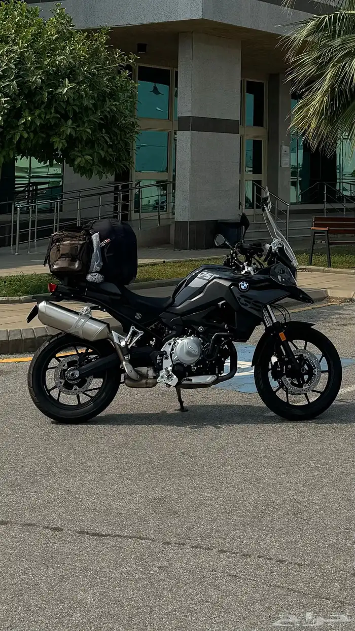 دباب BMW GS 750 2