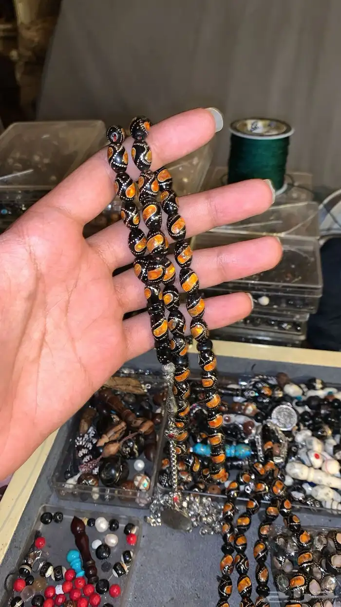 يسر مطعم مخزن 1