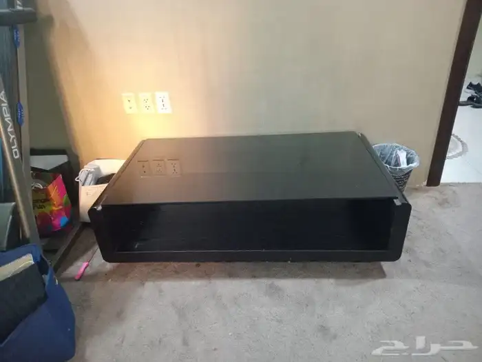 طاوله كبيره السعر 250 0