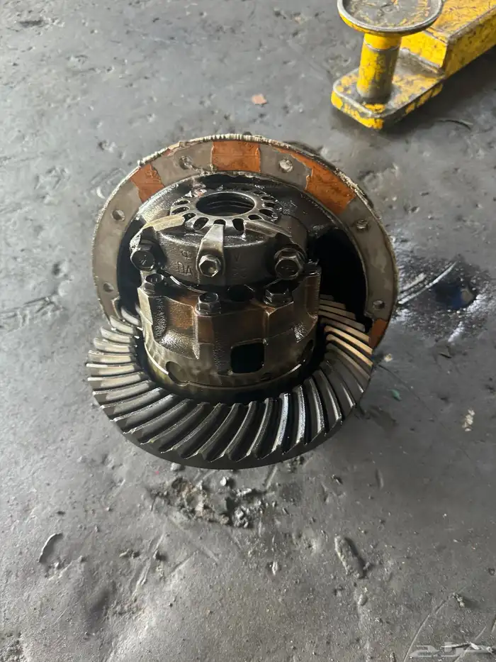 كرونة لاند كروزر 1