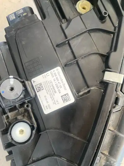 شمعه يسار مرسيدس بنز الفئة C W206 3