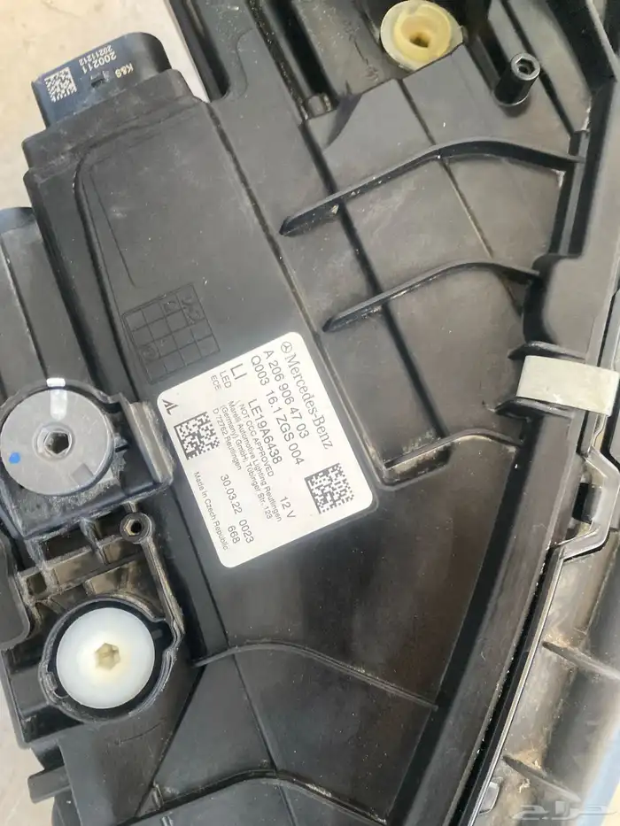 شمعه يسار مرسيدس بنز الفئة C W206 3