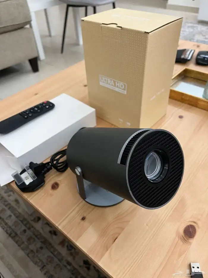 جهاز برجكتر HY300-4K 4