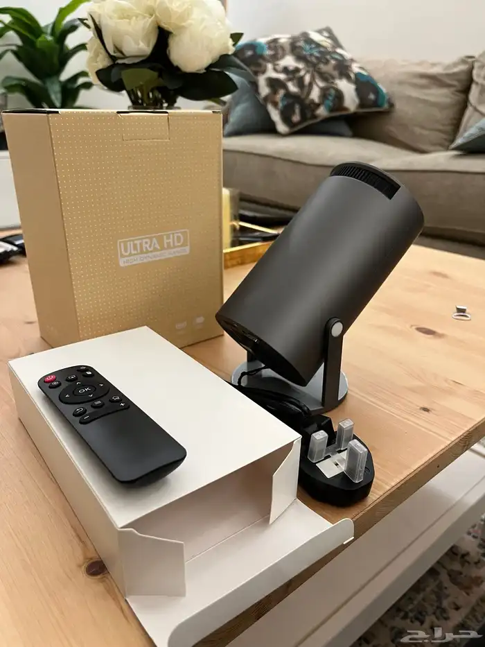 جهاز برجكتر HY300-4K 1