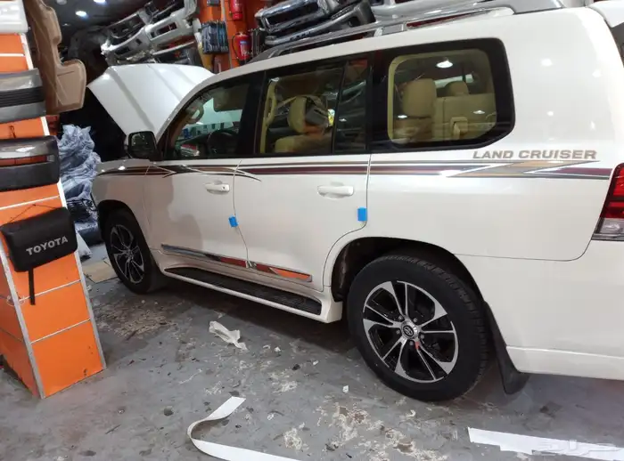 خطوط شاص ولاندكروزر 8