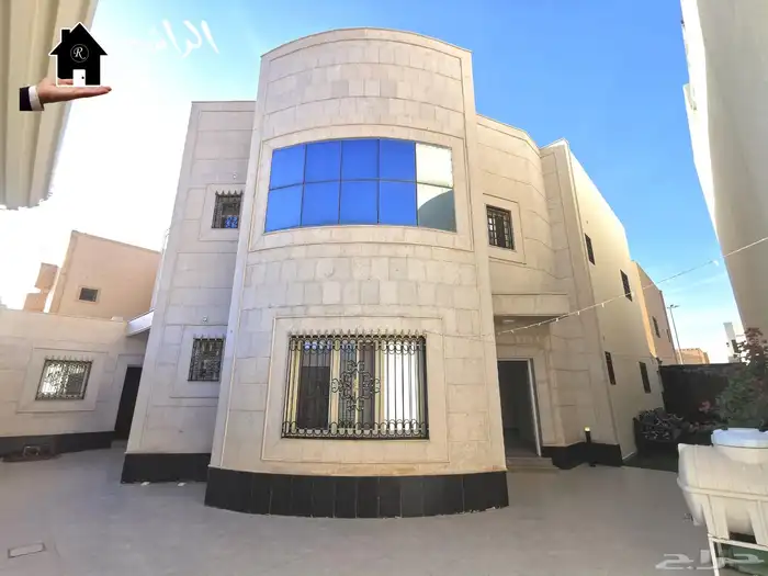 فيلا فاخرة للبيع بحي الصهيل بعنيزة 1