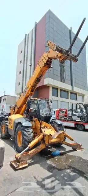 سيزرلفت مانلفت للايجار رافعات شوكية هيدروليكية تلسكوبيه 1