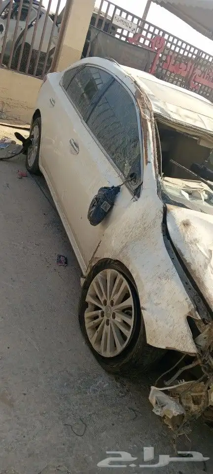 قطع غيار تويوتا افالون موديل 2015 4