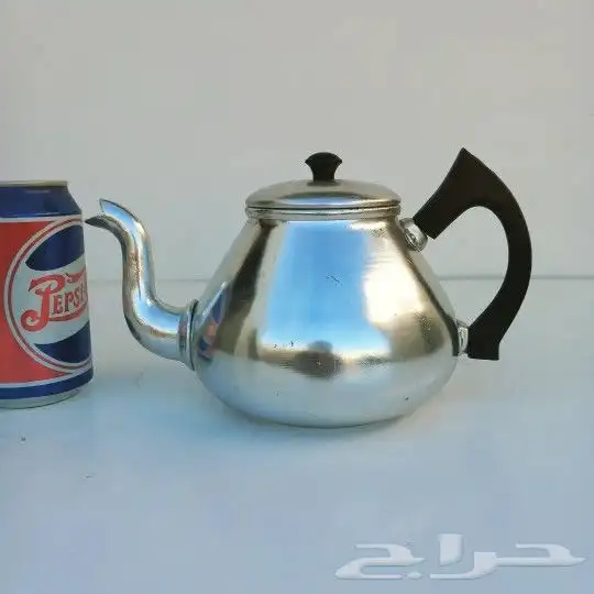 إبريق هندي كلاسيكي قديم مخزن 1