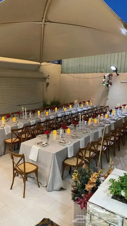 طاولات عشاء 5