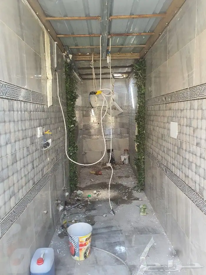 معلم بناء و سباكه و كرهبائي مظلات سواتر برجوله 24