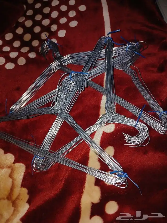 علاق ملابس حديد 0