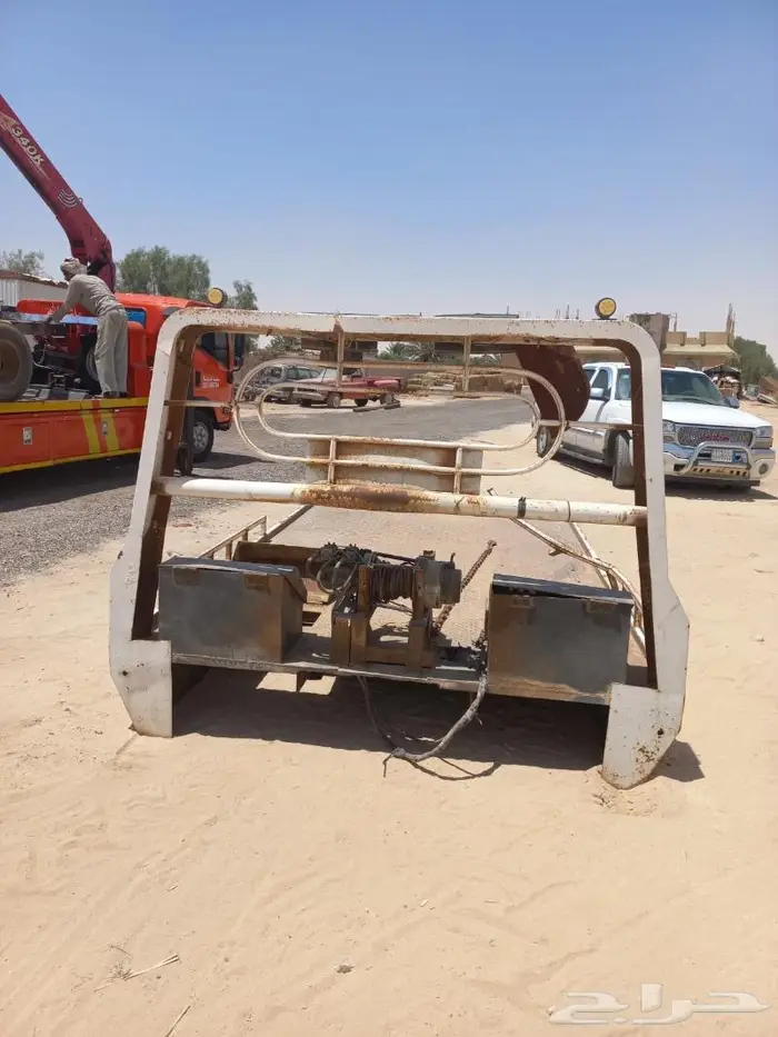 صندوق سطحة شد راجحي مع الونش 1