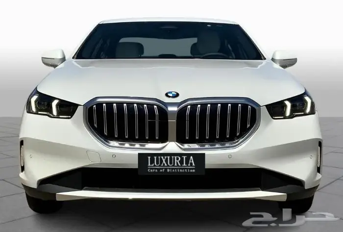 استأجر الآن BMW 5 Series 530i 2024 في دبي 0