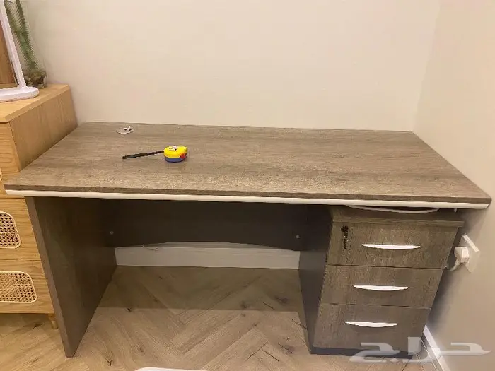 مكتب للبيع 2