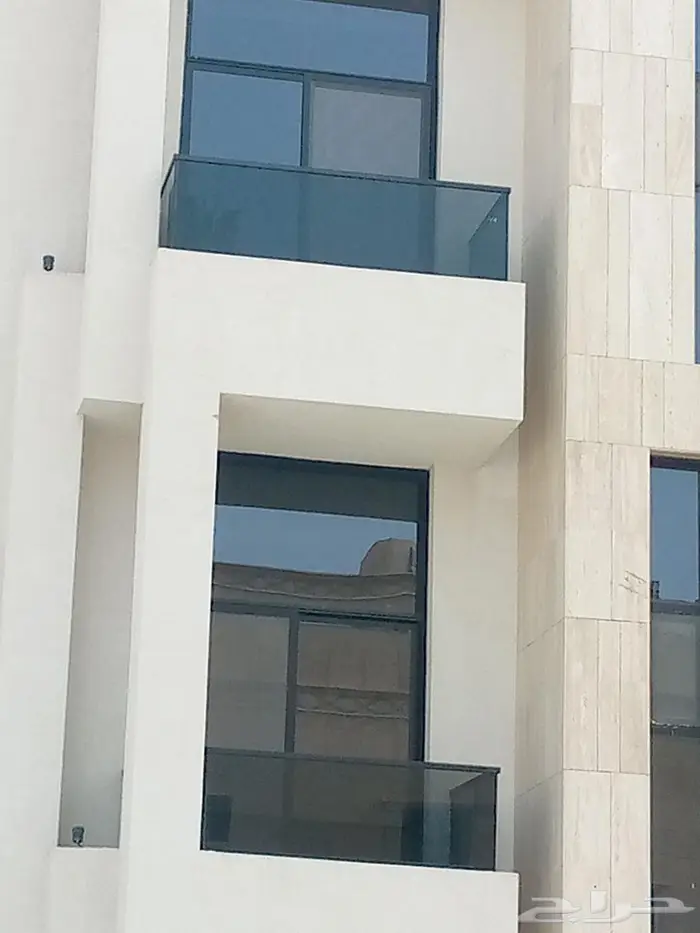 زجاج سكريت (الخليج للزجاج) 0