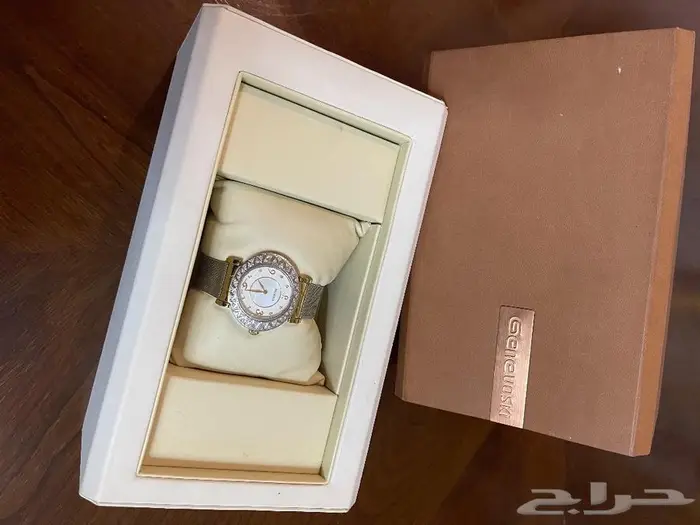 ساعة ألماس انوشكا من الدهام 4