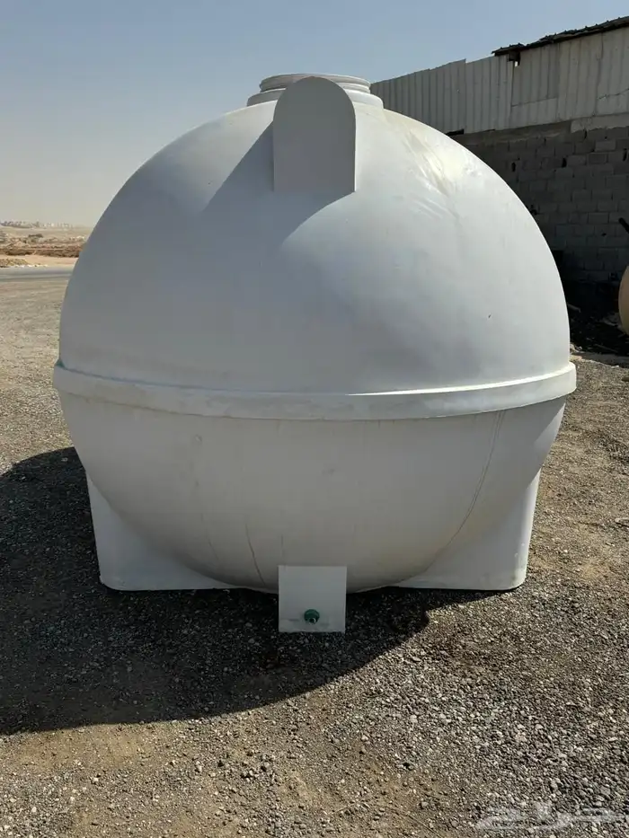 خزان ماء للبيع 7000الف التر زامل 2