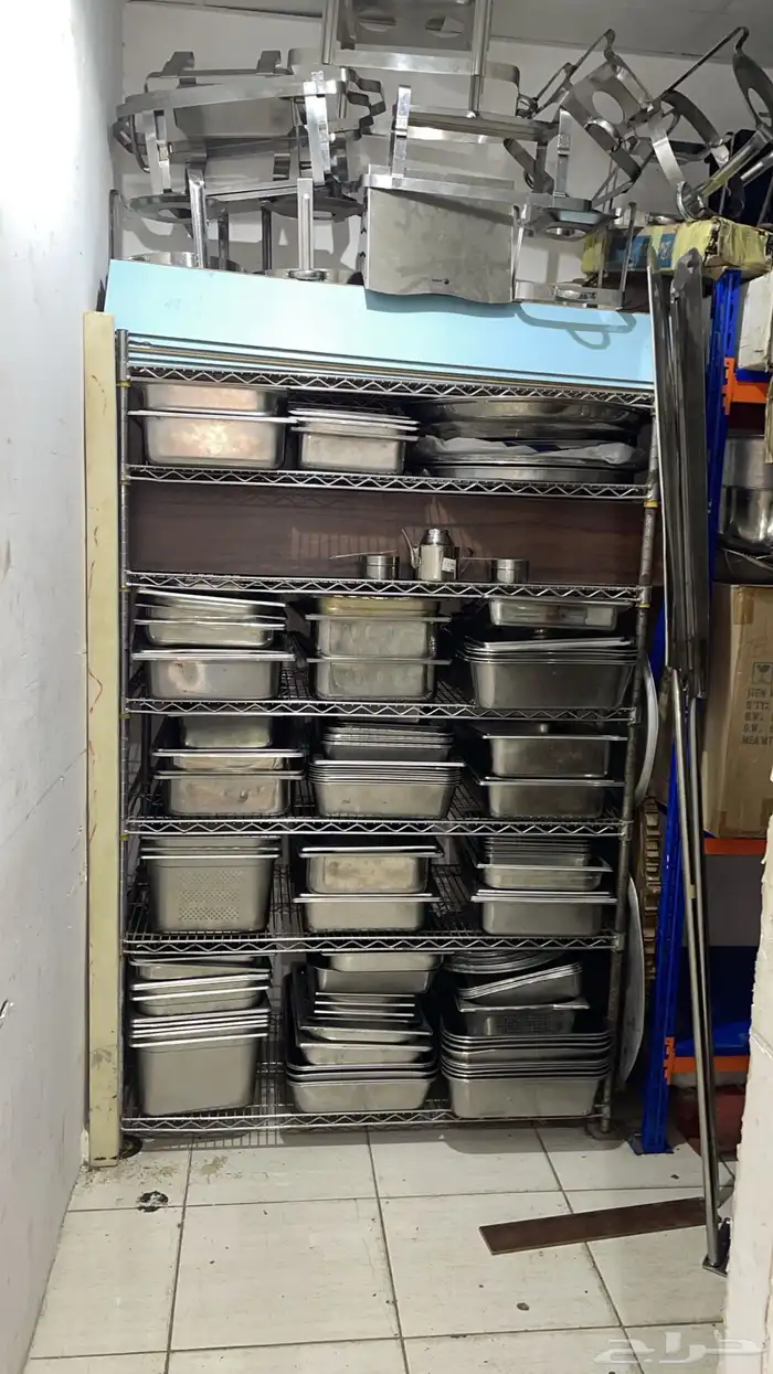 معدات. وادوات مطبخ. اجهزه وطولات واستندات استيل. وثلاجات 7