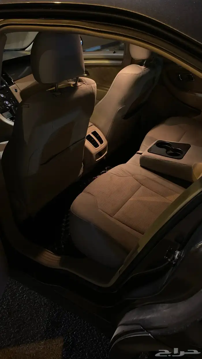 فورد تورس 2018 4سلندر نص فل فتحة لون رصاصي غامق لامع 2