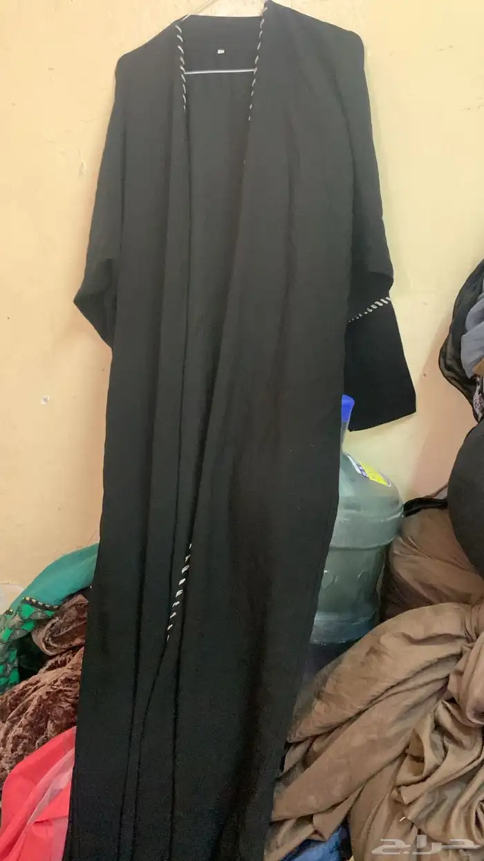 جلابيات وعبايات نضيفة ومنها جديد تسليم فوري 48