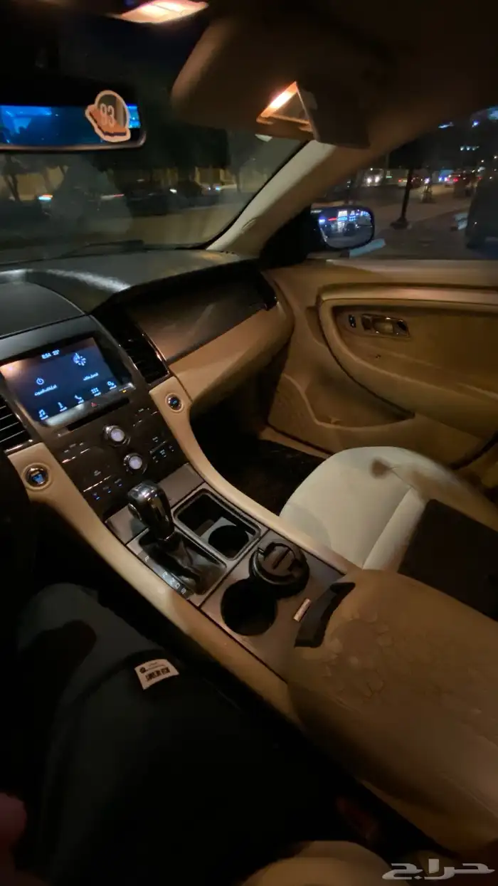 فورد تورس 2018 4سلندر نص فل فتحة لون رصاصي غامق لامع 9