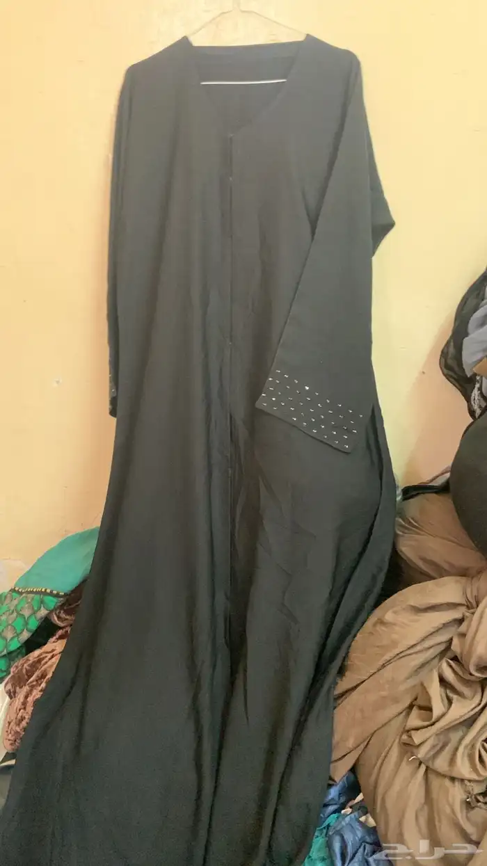 جلابيات وعبايات نضيفة ومنها جديد تسليم فوري 43
