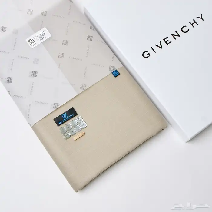 أقمشة شتوية ماركات عالمية وبجودة عالية 23