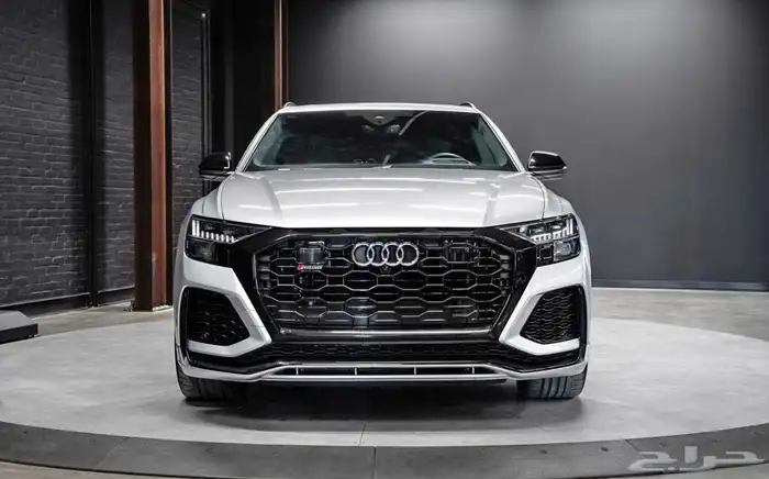 اودي RSQ8 2023 0