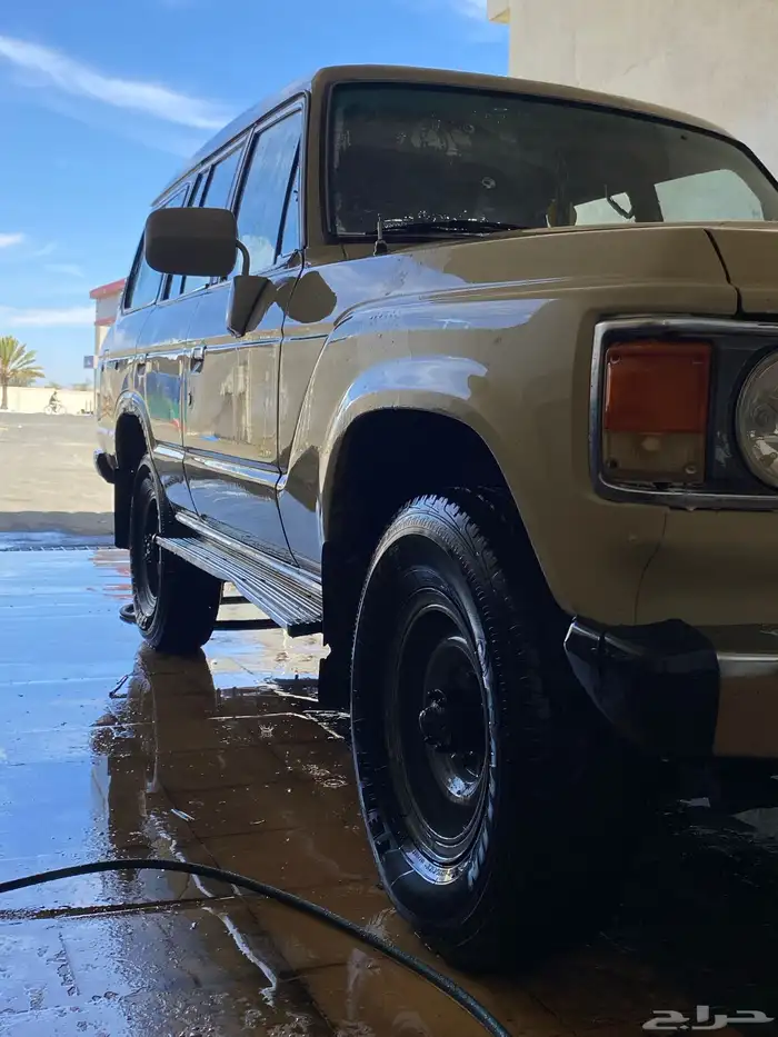لاند كروزر 83 21