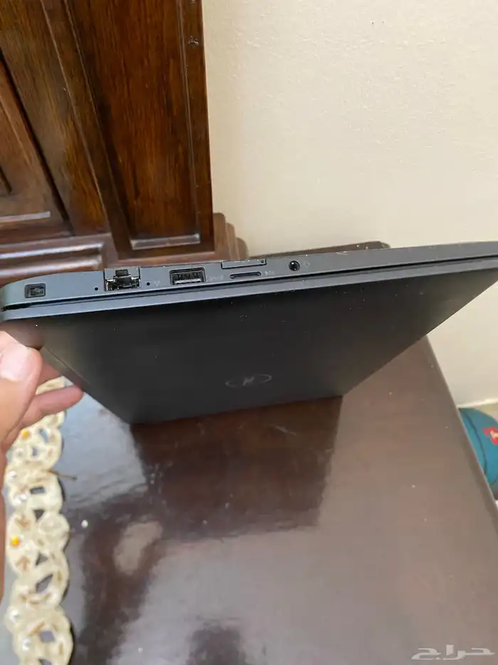 لابتوب DELL 5