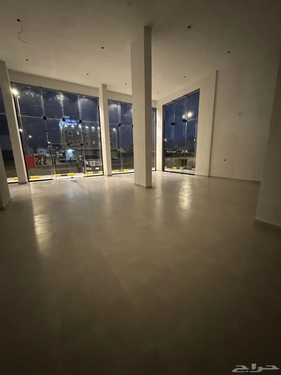 معارض للإيجار 3