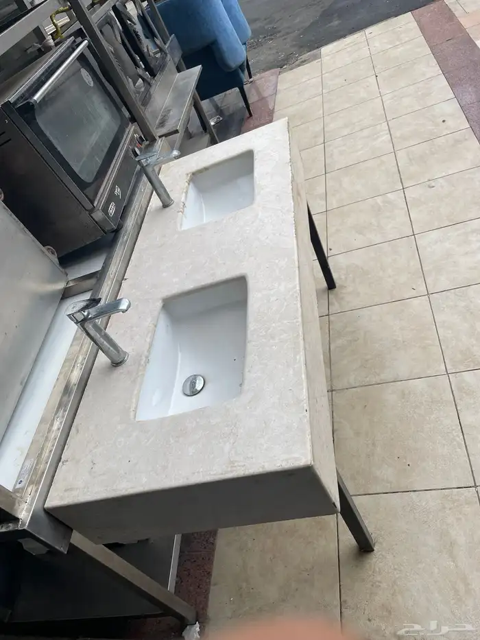 معدات. وادوات مطبخ. اجهزه وطولات واستندات استيل. وثلاجات 10