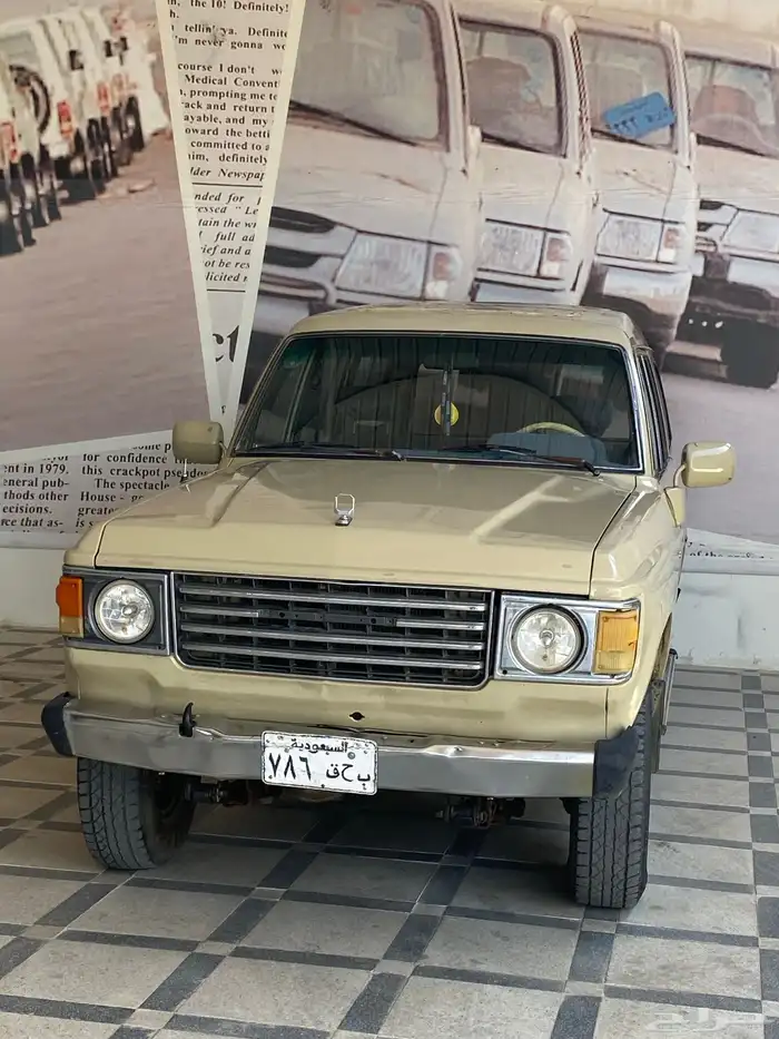 لاند كروزر 83 8