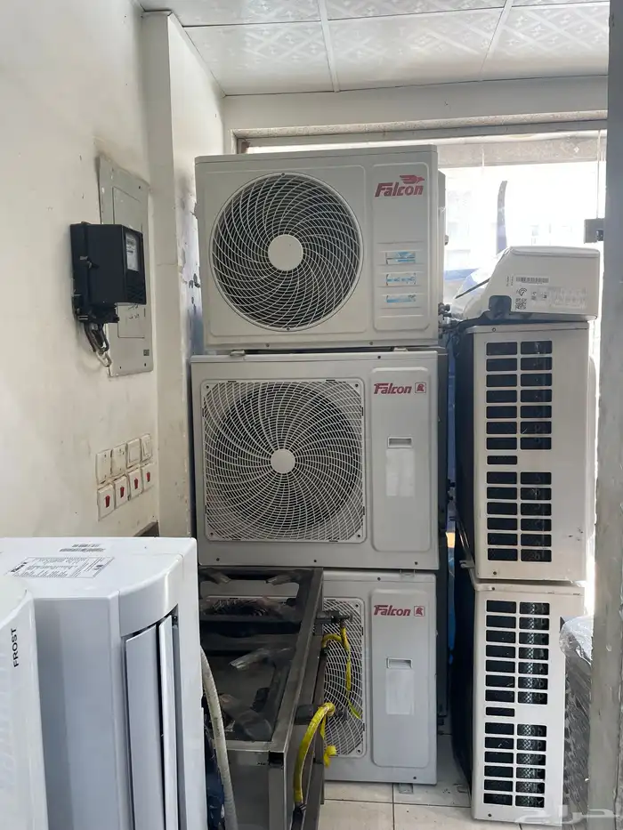 معدات. وادوات مطبخ. اجهزه وطولات واستندات استيل. وثلاجات 18