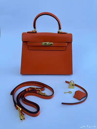 شنطة نسائية ماركة بسعر التكلفة 1