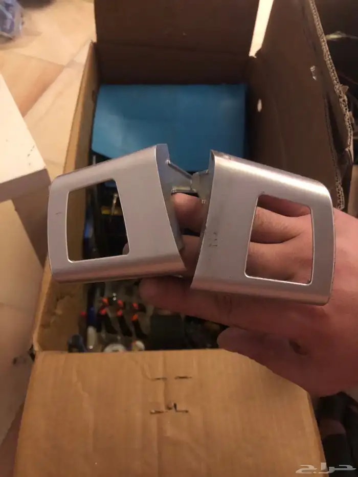 جراند شروكي  جمس -كابرس   دوج تشارجر 0