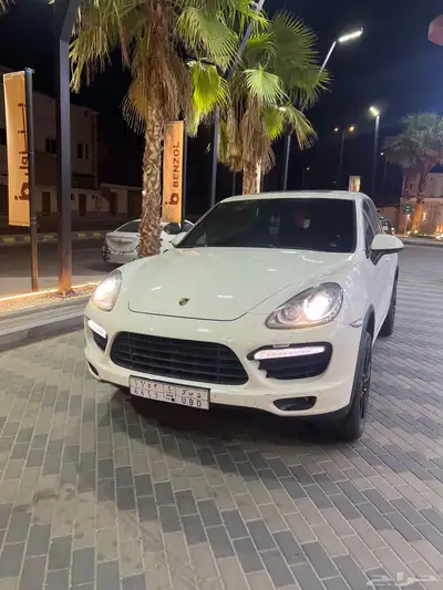 بورش كايين ابيض  داخل اسود بودي بلد نظيف 3