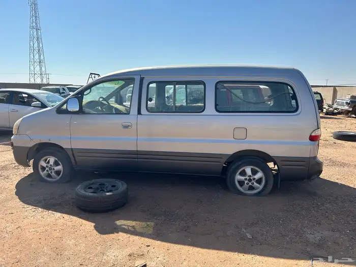 قطع غيار فان هونداي H1 بنزين مستعمل تشليح 3