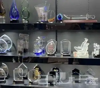 طباعة دروع تذكارية قص أكريليك أكرليك ستاند مكتب هدايا دعاية 6