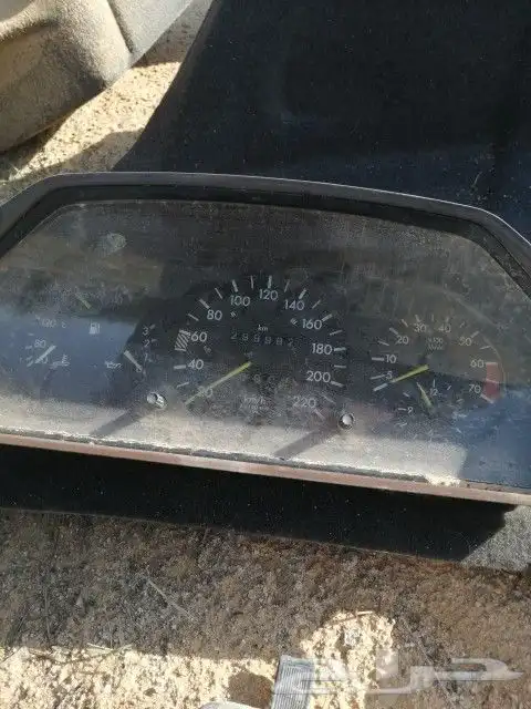 مرسيدس E 93 0