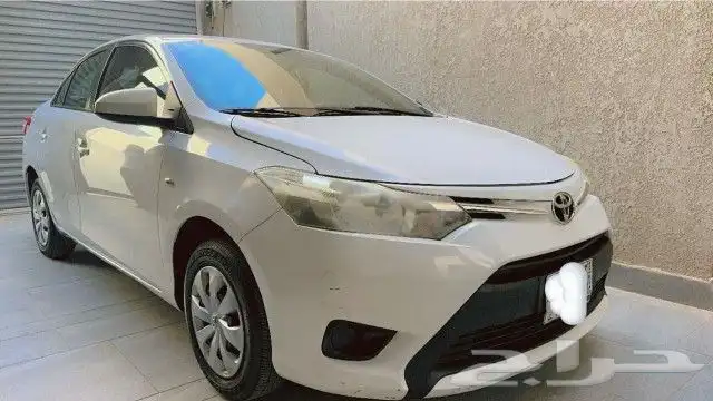 أي حد محتاج سياره توصيل مشاوير يتواصل معي سياره كامري موديل 0