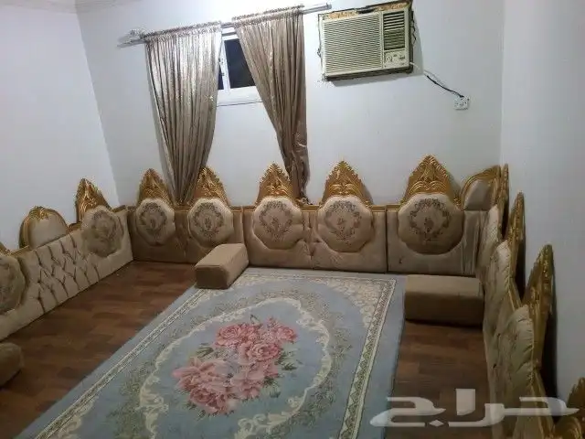 كنب للبيع أربع في اربعه 4