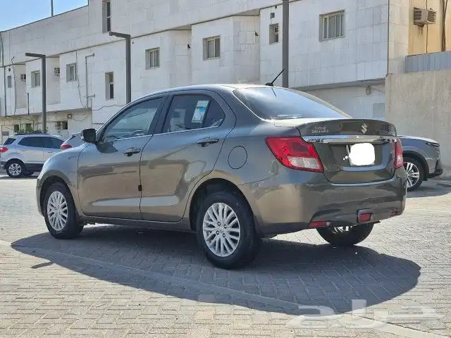 سوزوكي ديزاير 2023 3