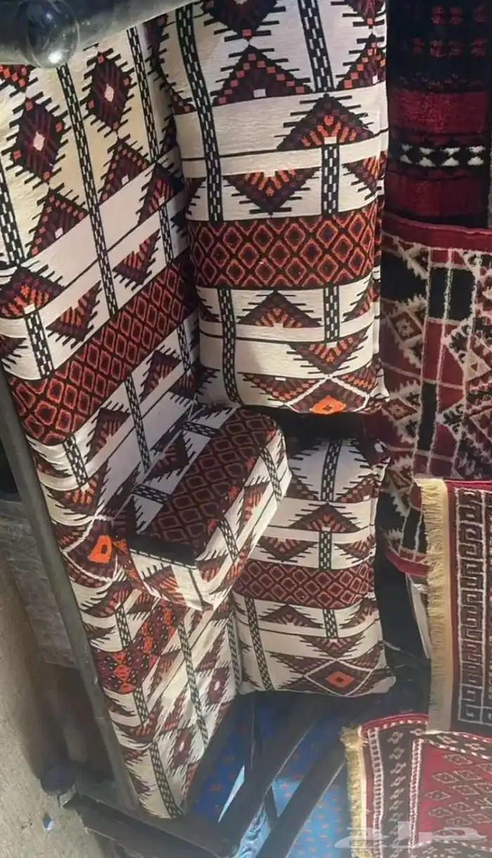 خيام وجميع مستلزماتها 21